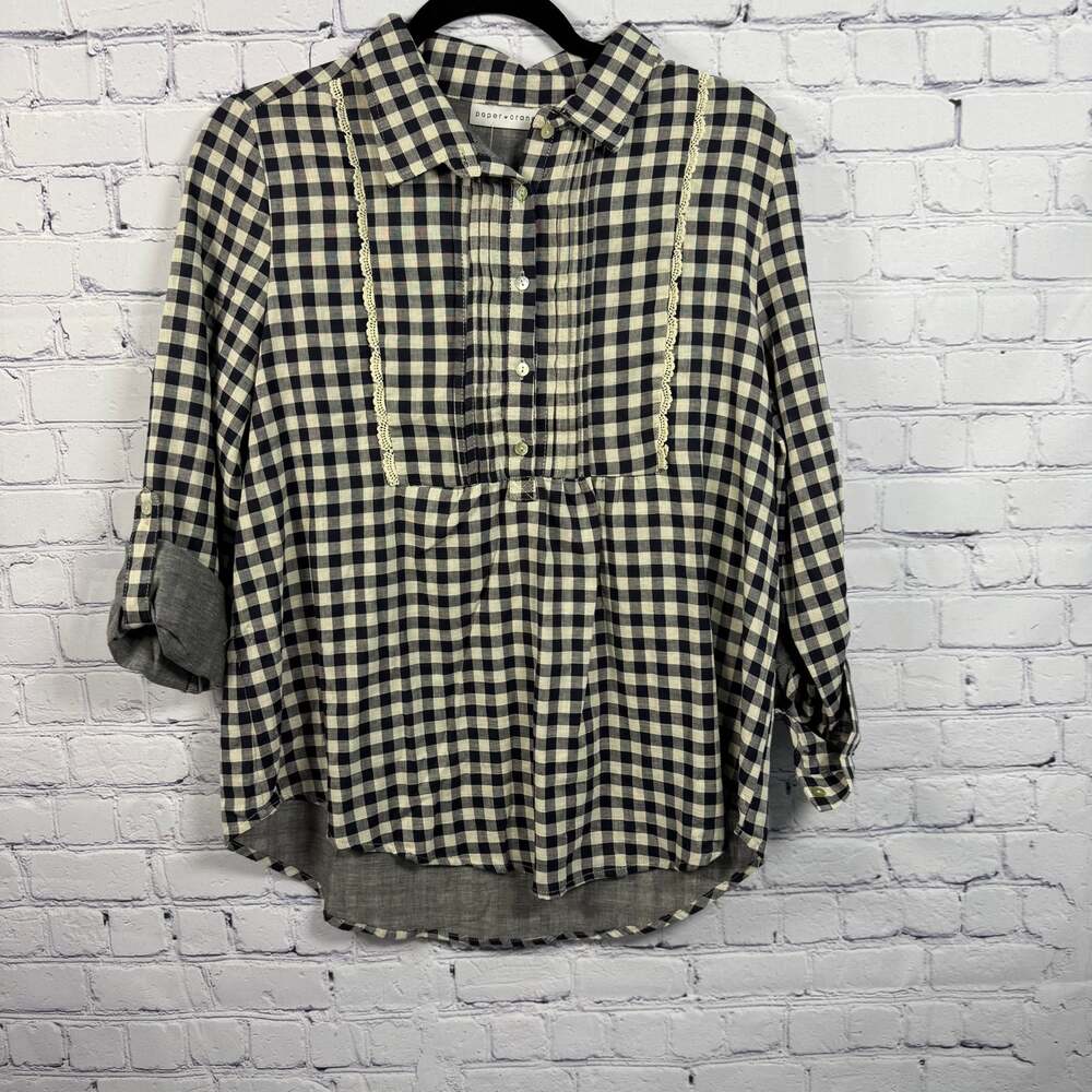 Paper Crane NWT Quarter Button Checkered Gingham Top Blouse Size Small